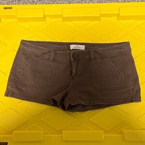 Hollister Women's Dark Brown Cargo Shorts